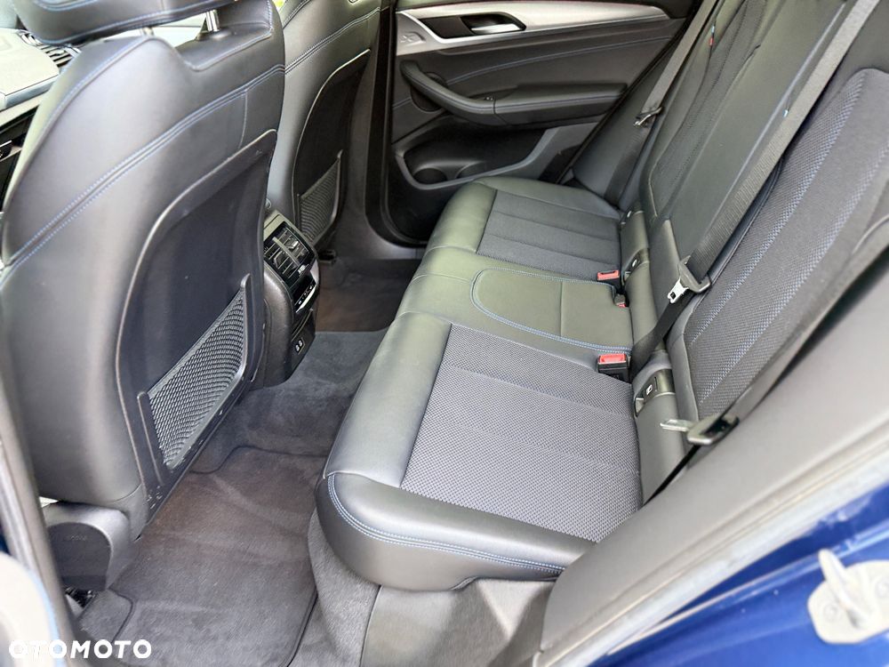 BMW X3 sDrive18d M Sport - 13