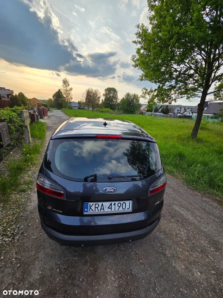 Ford S-Max 2.0 TDCi DPF Titanium - 28