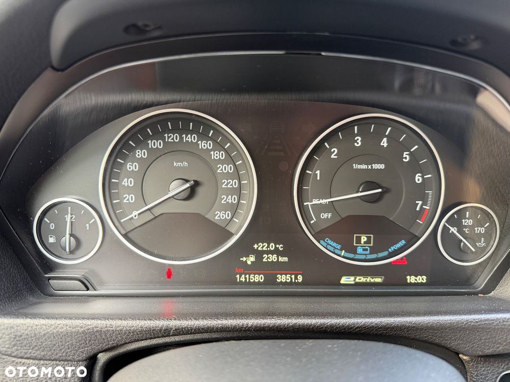 BMW Seria 3 330e iPerformance Advantage - 9