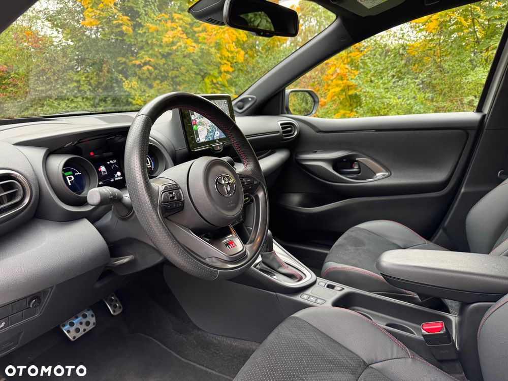 Toyota Yaris - 7