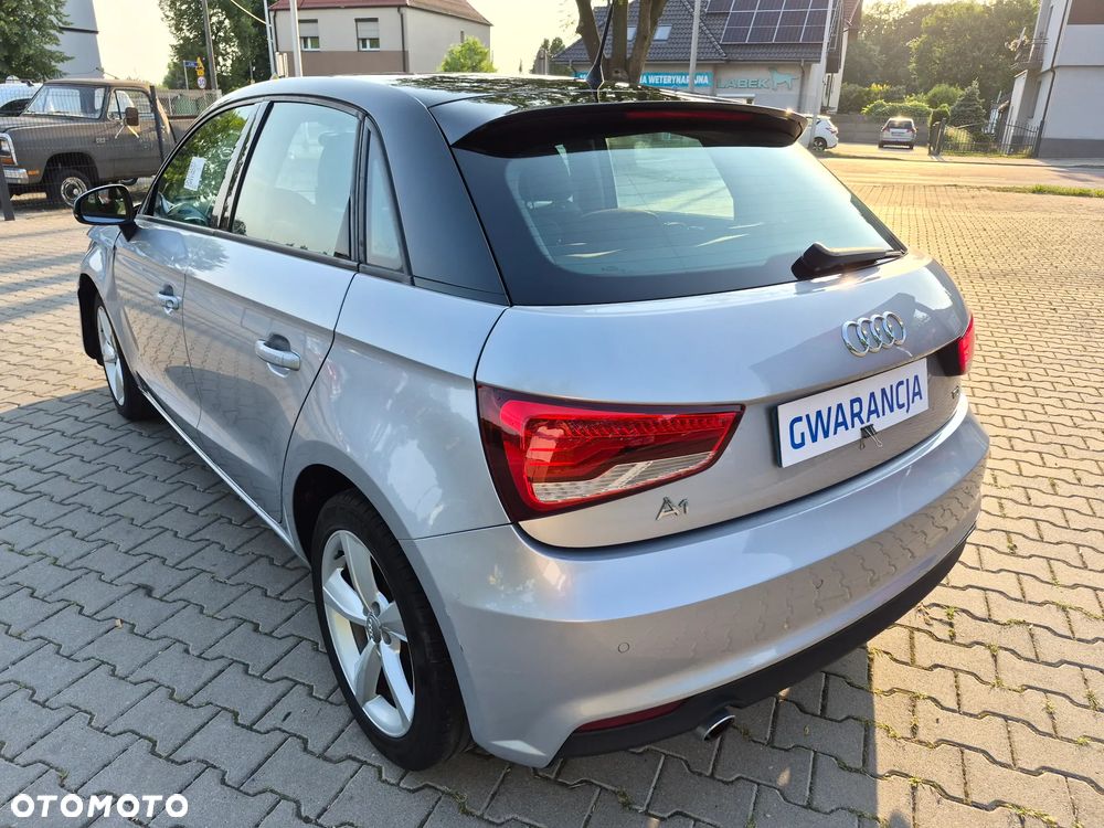 Audi A1 Sportback 1.6 TDI S tronic - 4