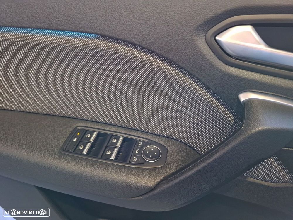 Renault Captur 1.0 TCe Techno Bi-Fuel - 21