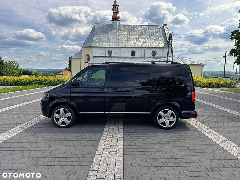 Volkswagen Multivan - 16