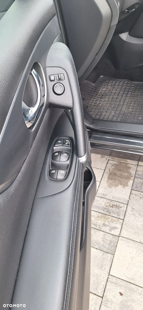 Nissan Qashqai 1.6 DIG-T Tekna+ - 23