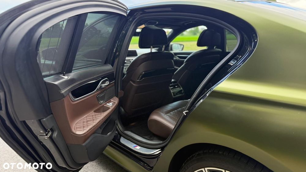 BMW Seria 7 750d xDrive sport - 10