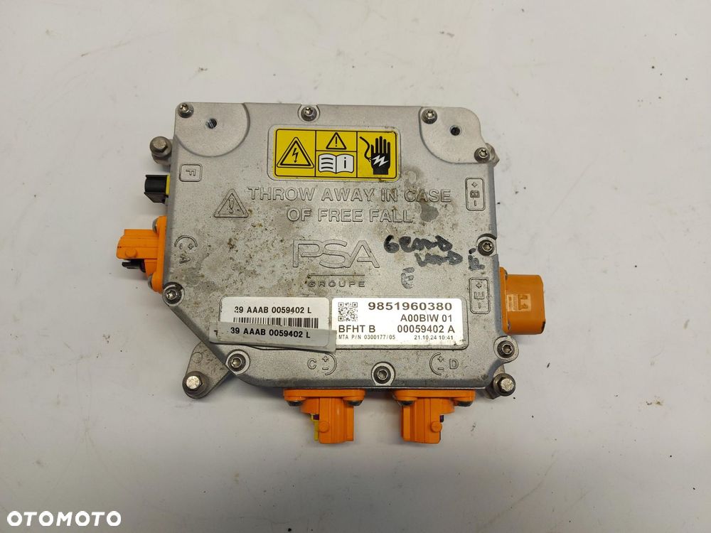 OPEL Grandland II Falownik przetwornica napięcia 9851960380 - 1