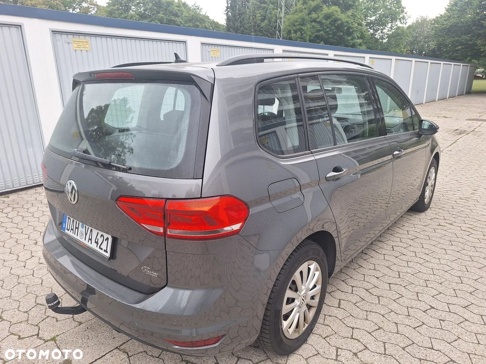 Volkswagen Touran 2.0 TDI DPF BlueMotion Technology Comfortline - 14