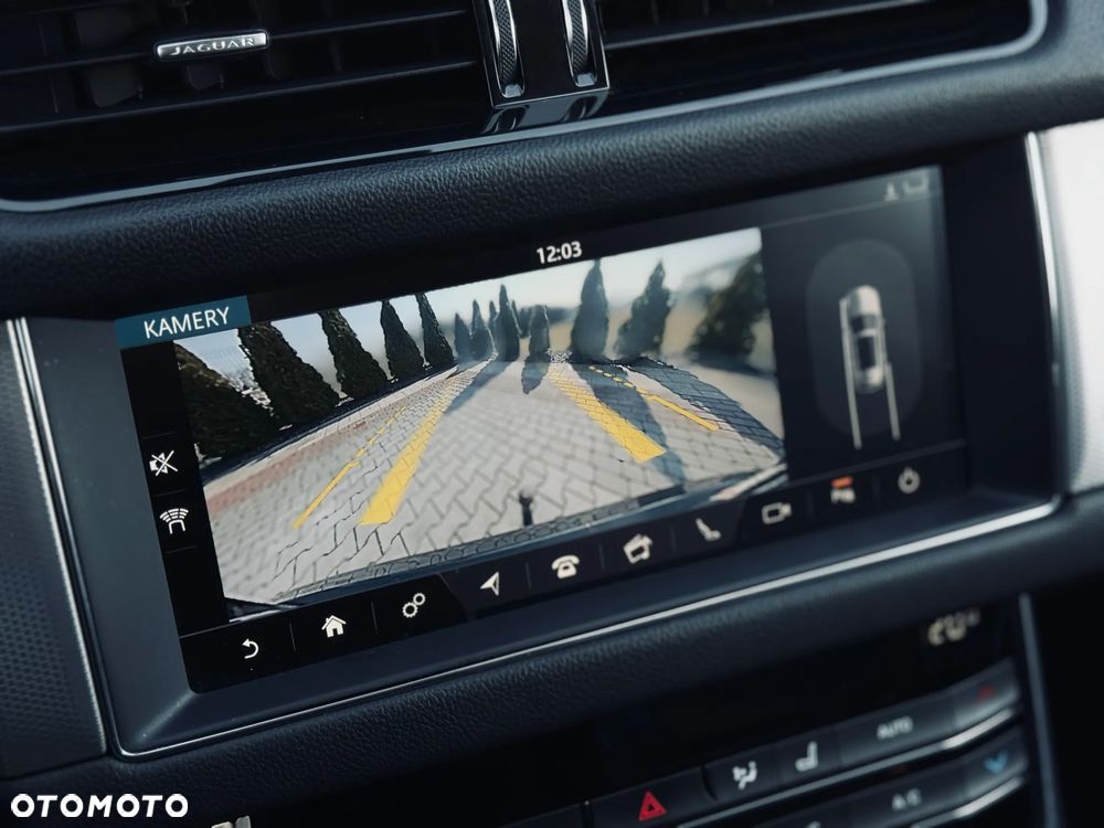 Jaguar XF 2.0 i4D Prestige - 31