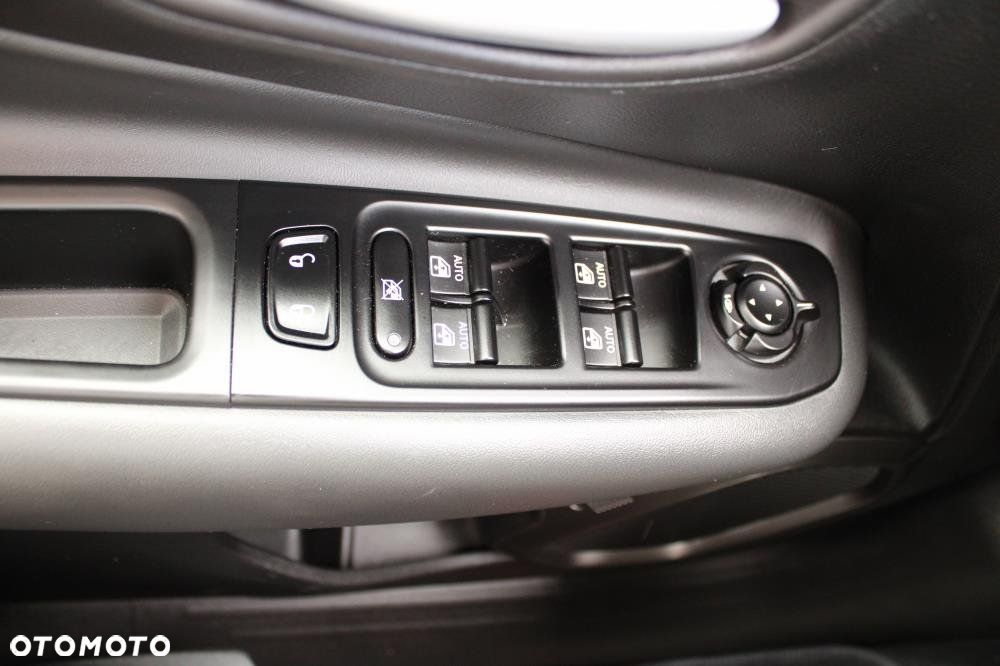 Jeep Renegade - 12