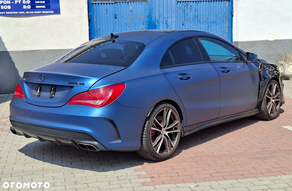 Mercedes-Benz CLA 45 AMG 4Matic 7G-DCT - 2