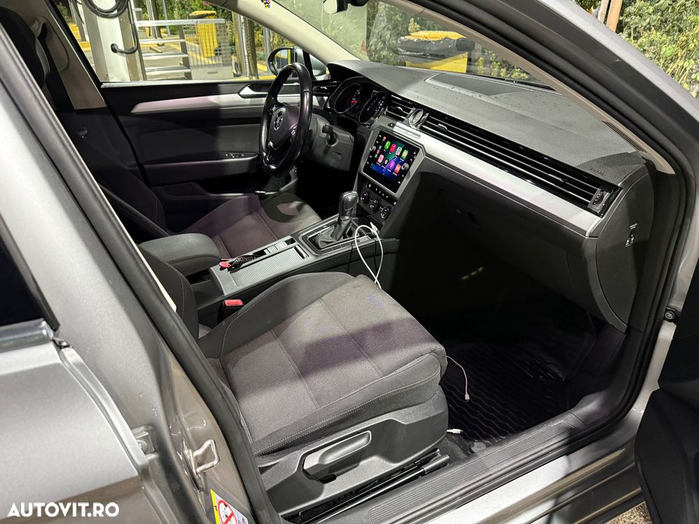 Volkswagen Passat 2.0 TDI DSG Highline - 10