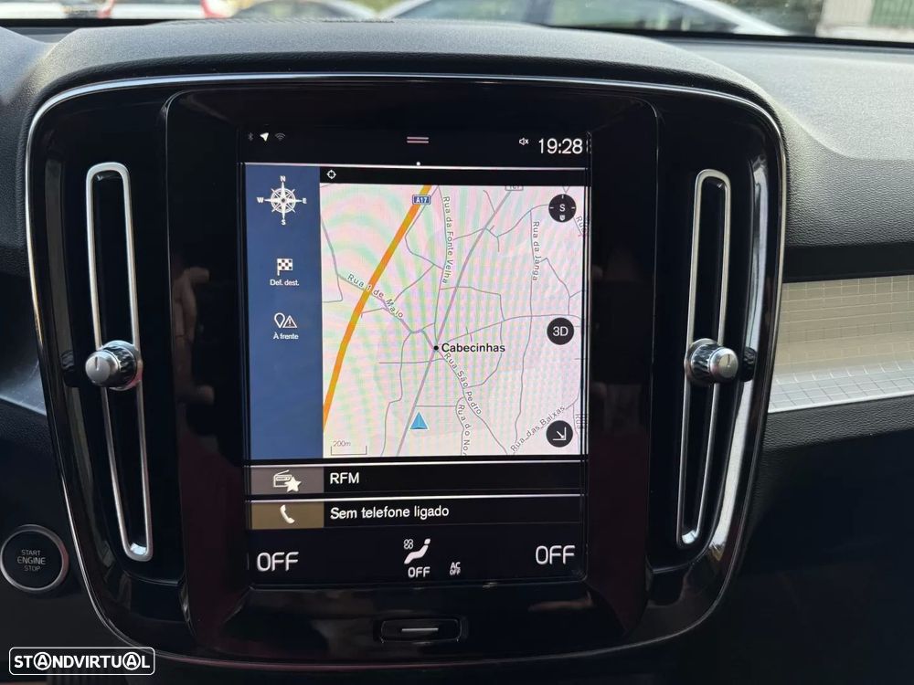 Volvo XC 40 2.0 D3 Momentum AWD Geartronic - 10