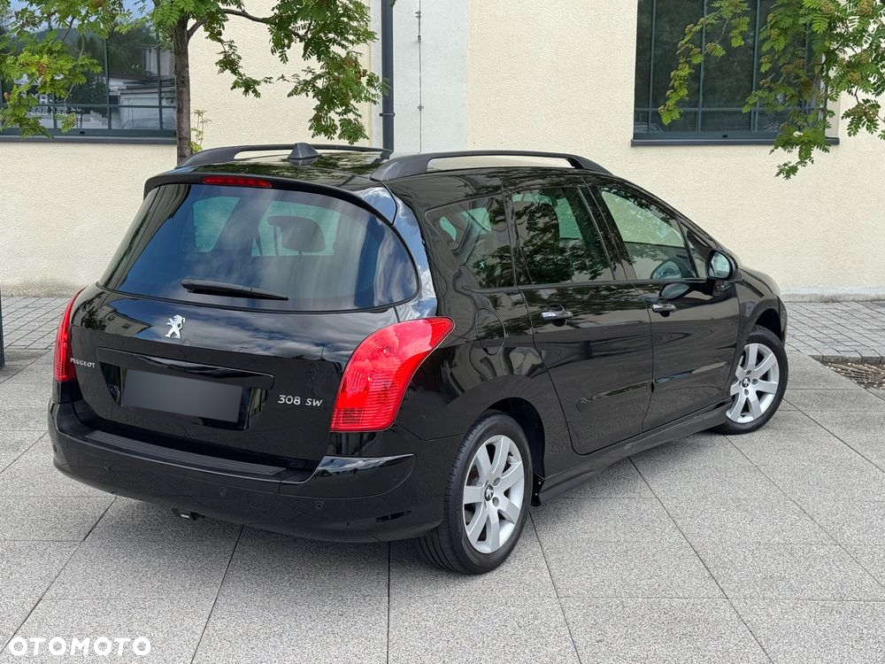 Peugeot 308 1.6 Premium - 6