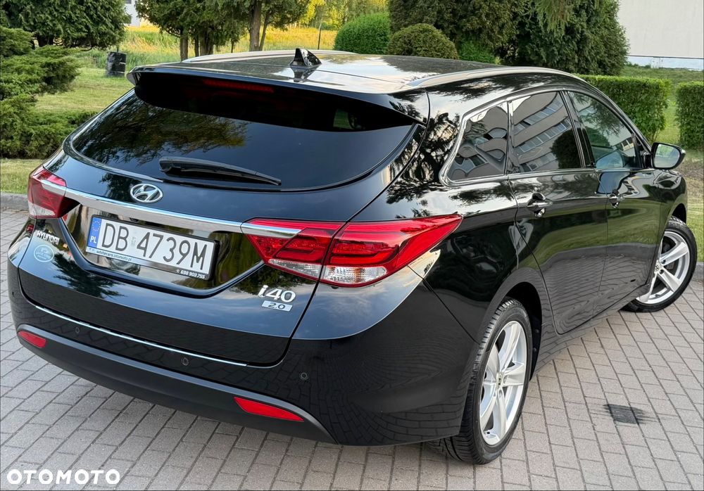 Hyundai i40 Kombi 2.0 Automatik Premium - 24
