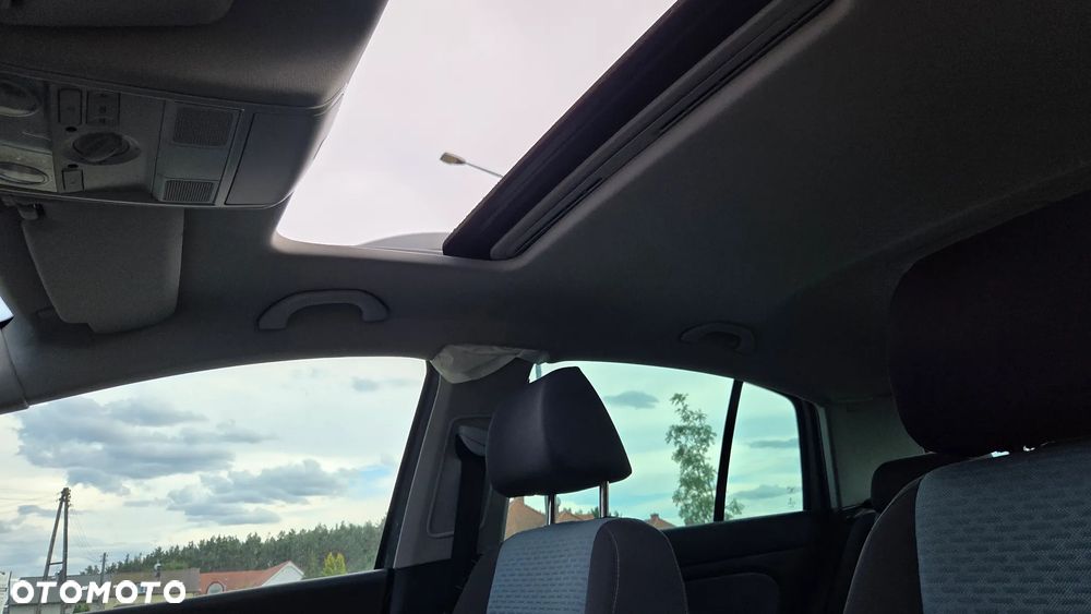 Volkswagen Golf Plus 1.9 TDI Trendline - 6