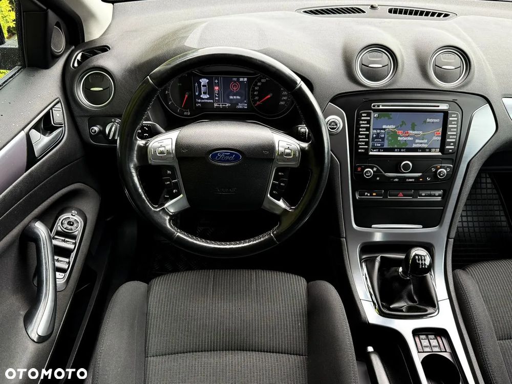 Ford Mondeo - 25