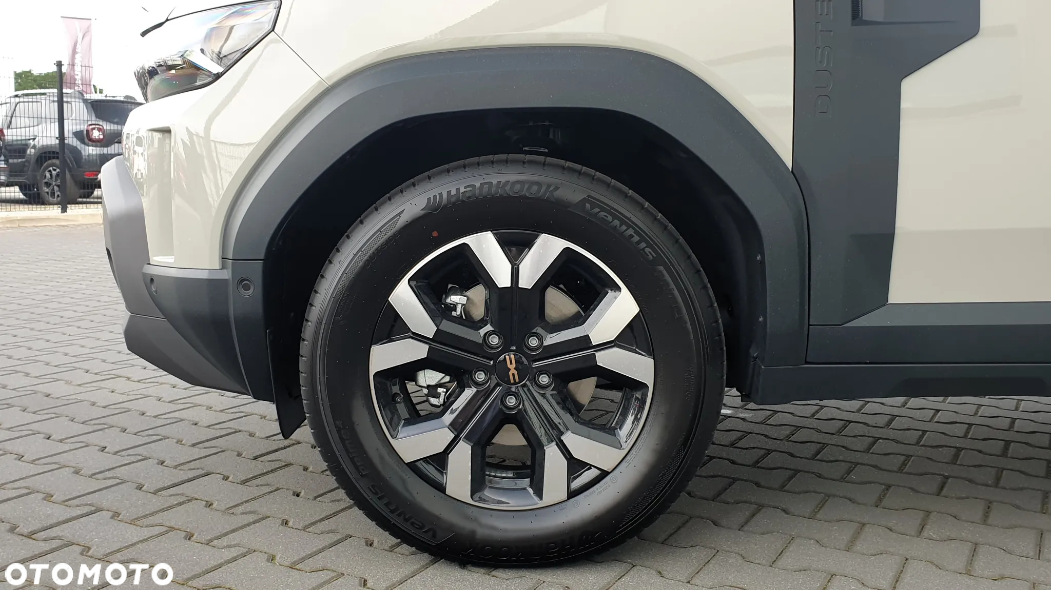 Dacia Duster 1.6 Full Hybrid 140 Extreme MMT - 4