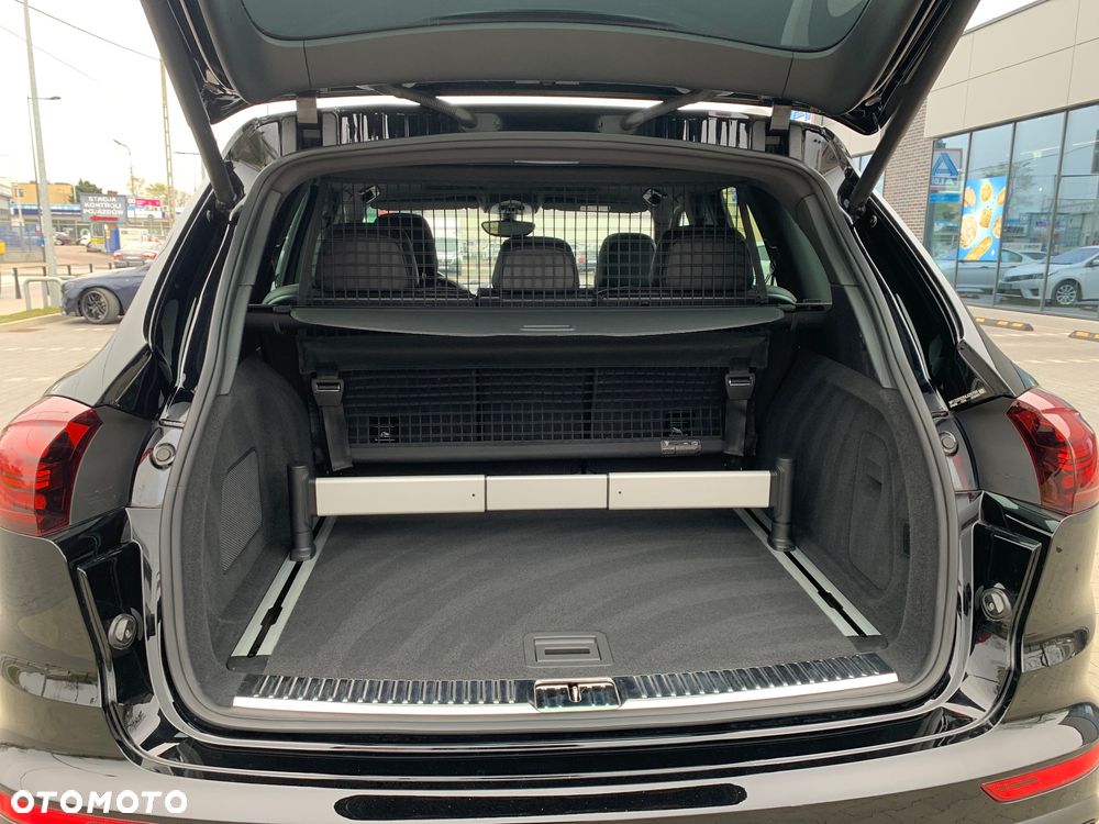 Porsche Cayenne Diesel Platinum Edition - 15