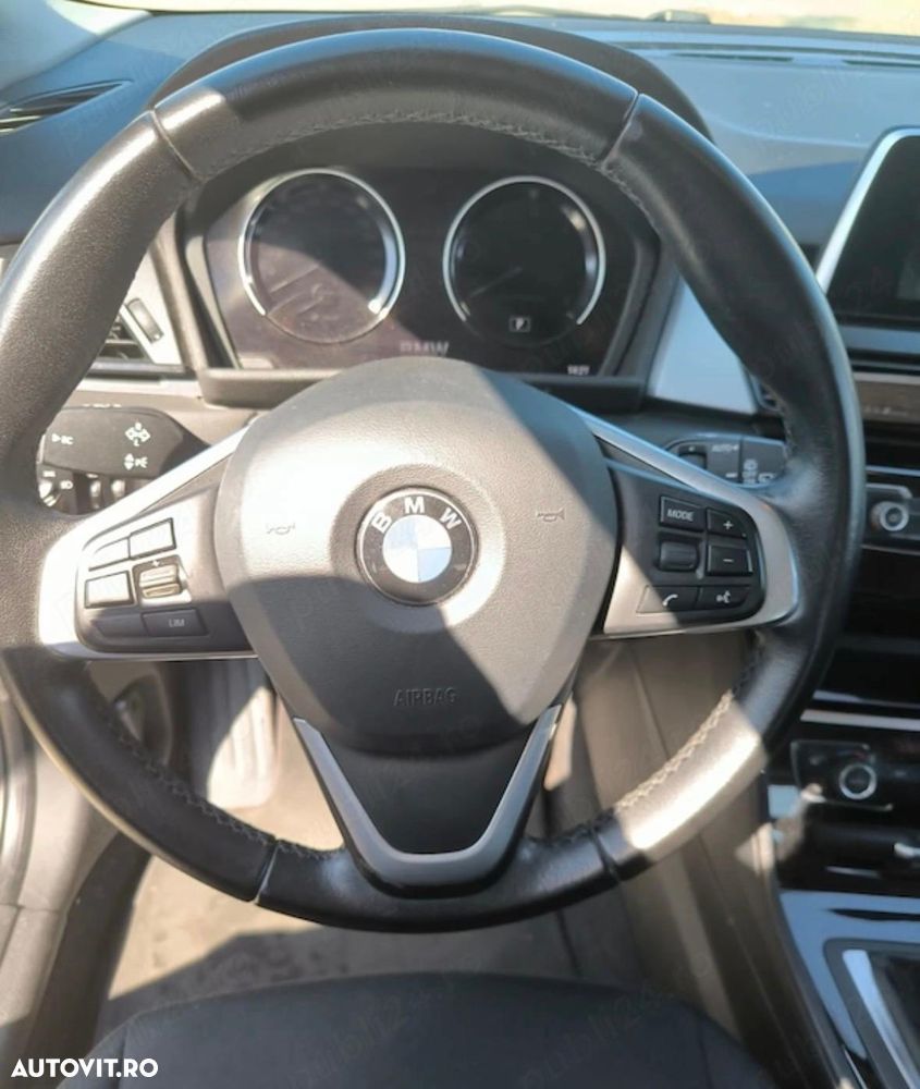 BMW Seria 2 216d Aut. Luxury Line - 6