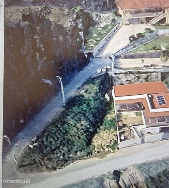 Terreno em lote 330m2 - Grande imagem: 3/4