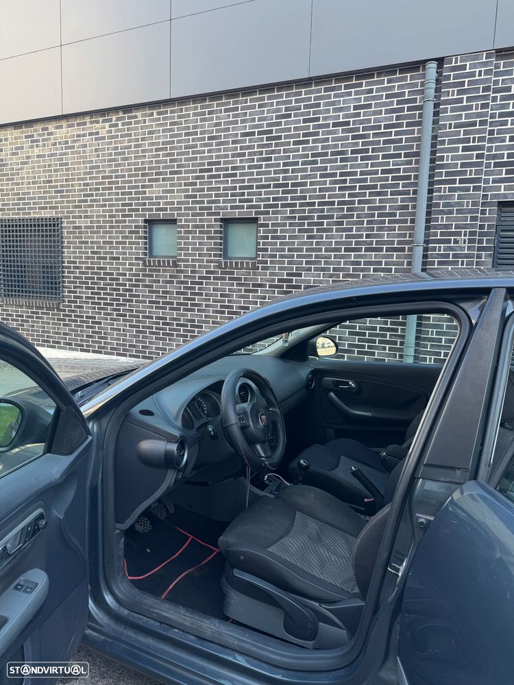 SEAT Ibiza 1.2 12V Reference - 11