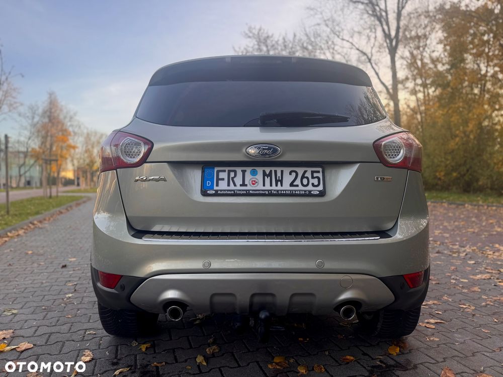 Ford Kuga 2.0 TDCi 4x4 Titanium - 6