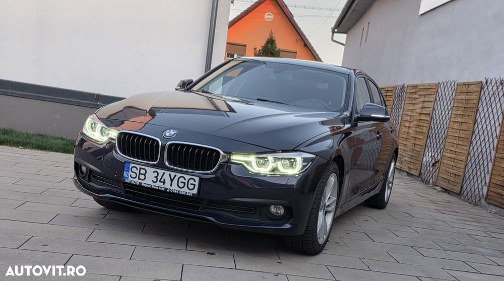 BMW Seria 3 320i Aut. Luxury Line - 2