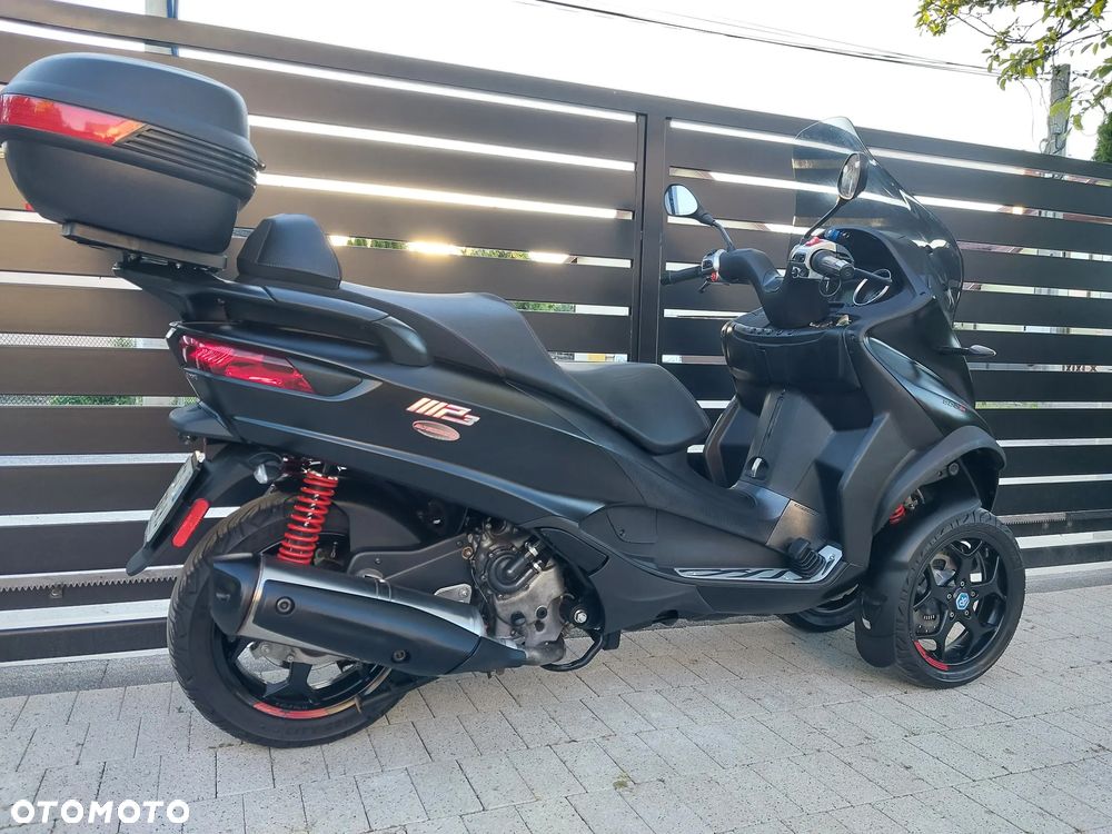 Piaggio MP-3 - 3