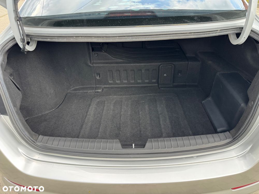 Kia Optima 2.0 Hybrid XL - 16