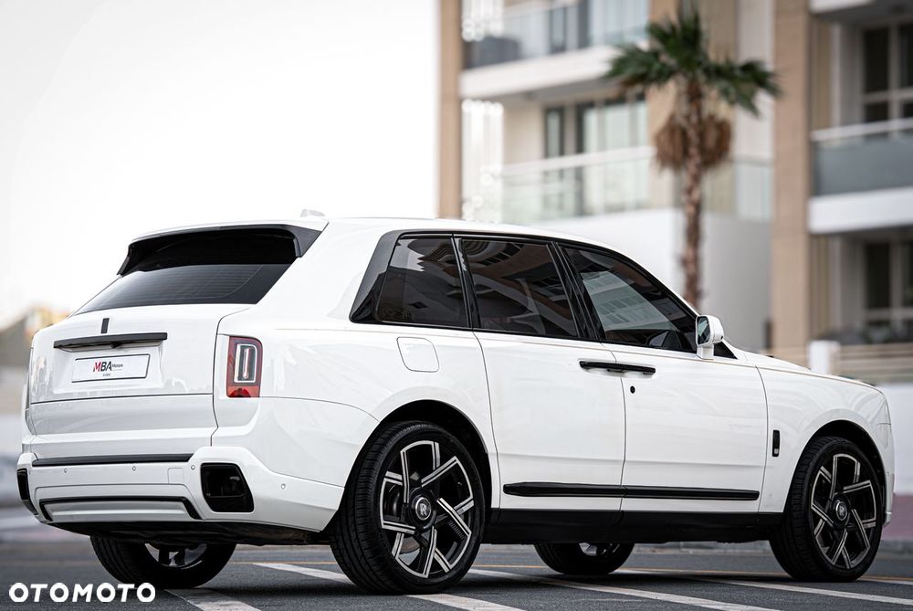 Rolls-Royce Cullinan - 18