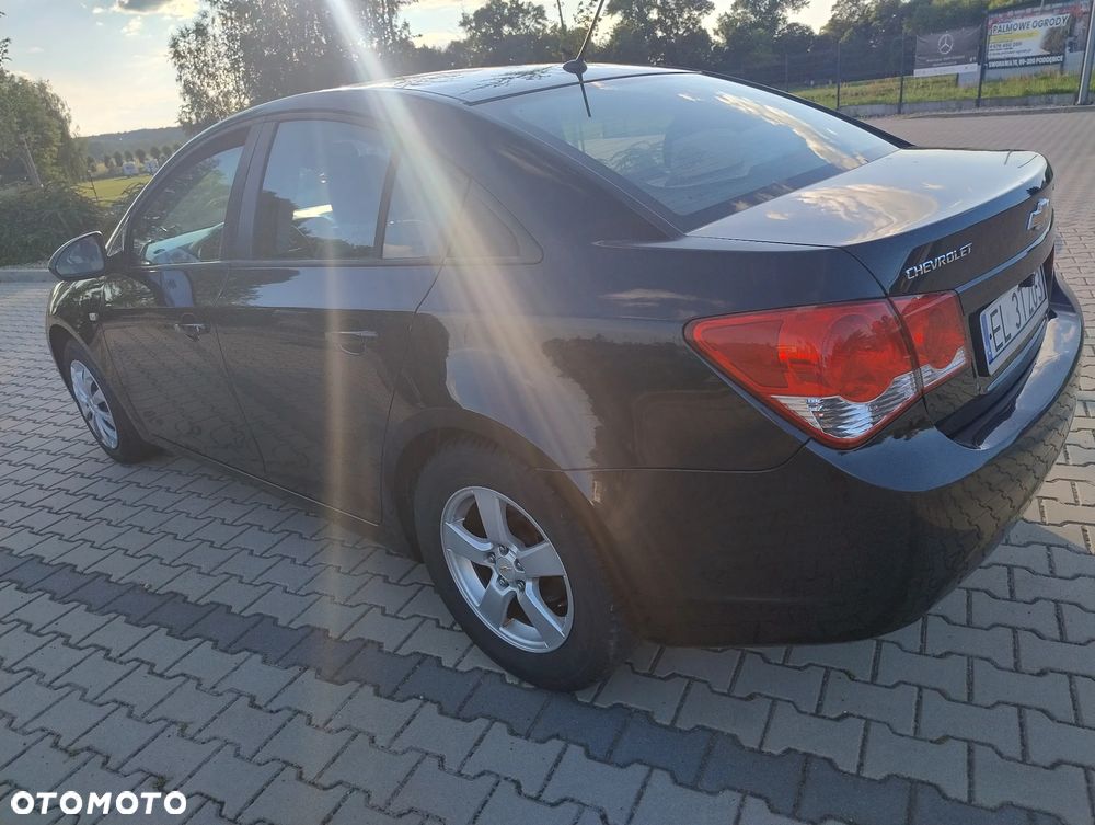 Chevrolet Cruze 1.8 LT - 5