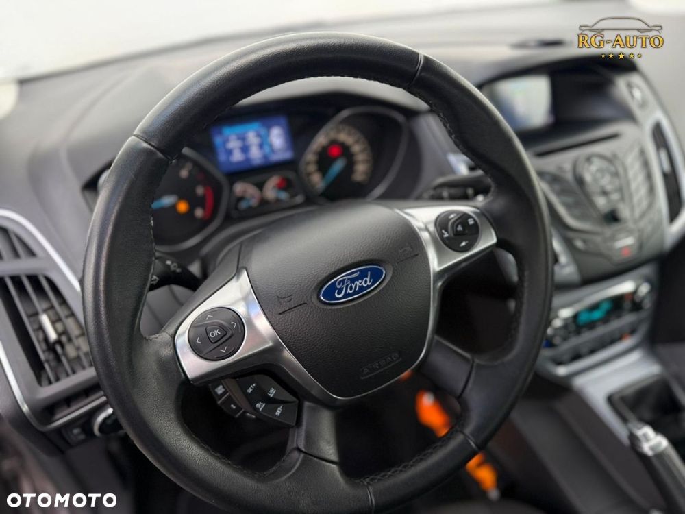Ford Focus - 31