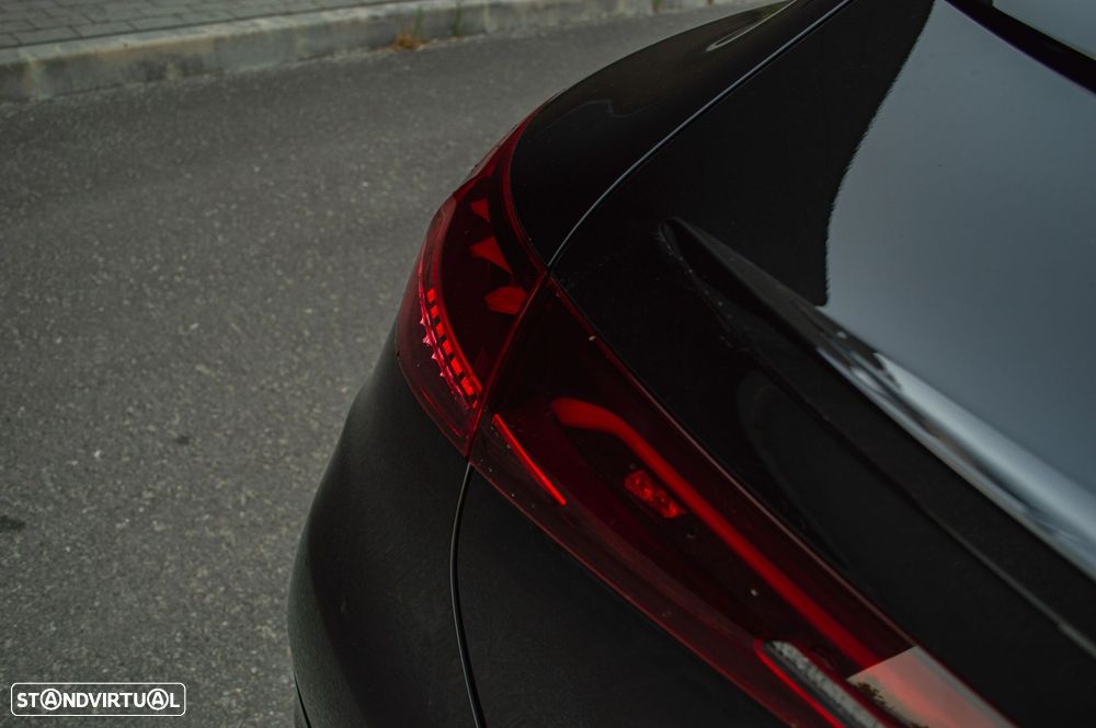 Mercedes-Benz EQE 350 - 26