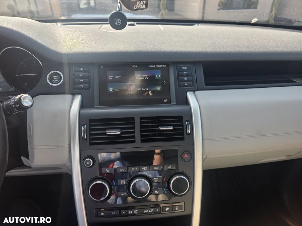 Land Rover Discovery 2.0 L TD4 HSE - 7