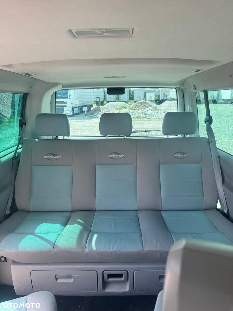 Volkswagen Transporter - 9