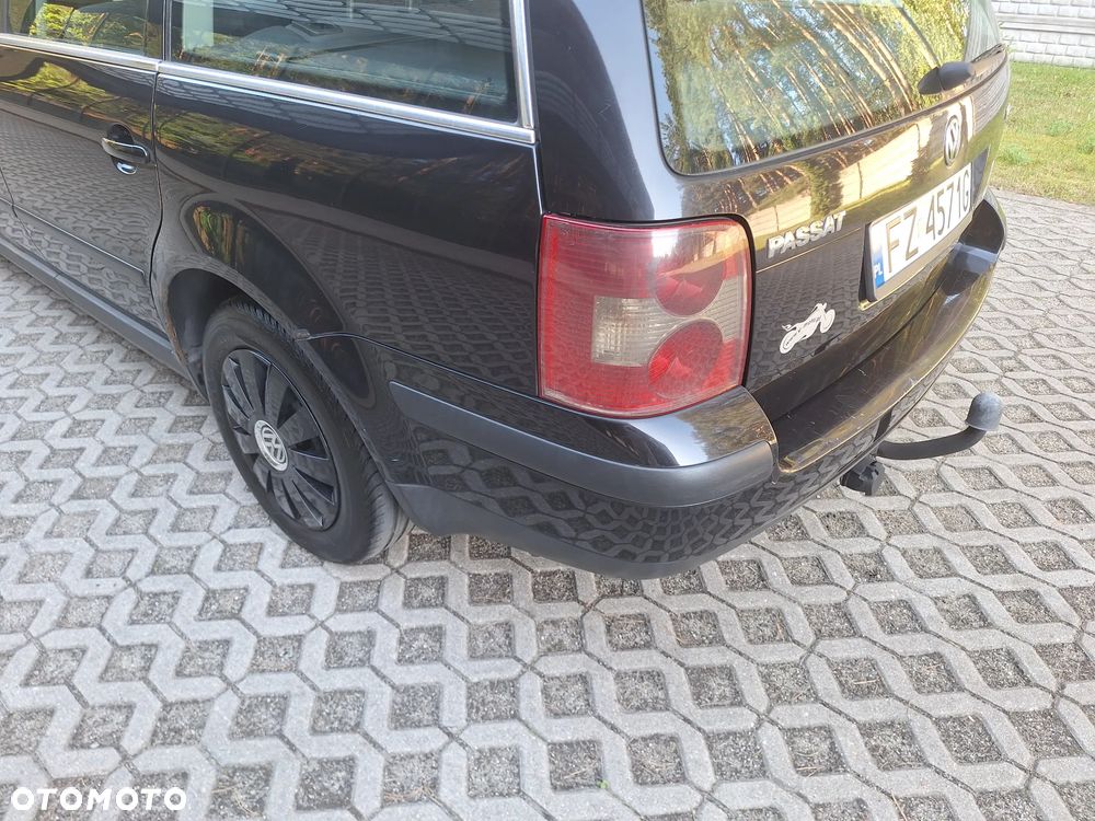 Volkswagen Passat 1.9 TDI Comfortline - 11