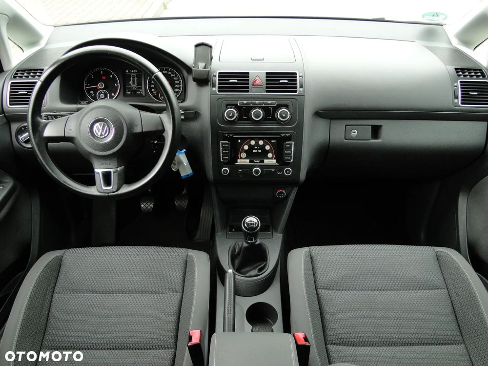Volkswagen Touran 2.0 TDI DPF BlueMotion Technology Highline - 6