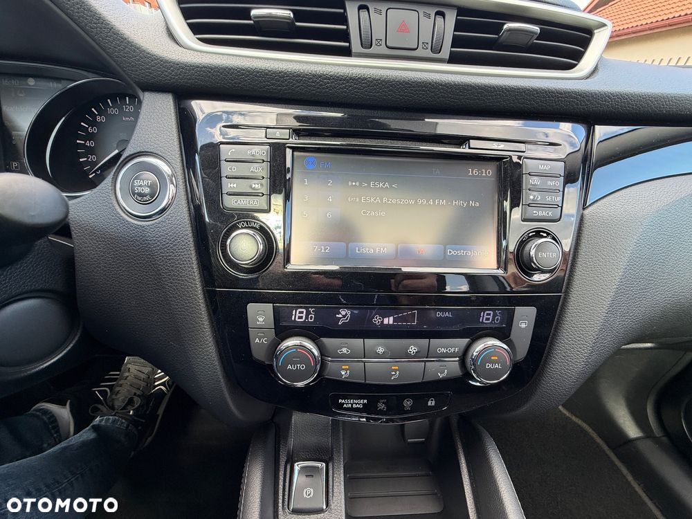 Nissan Qashqai 1.2 DIG-T Xtronic N-Connecta - 15