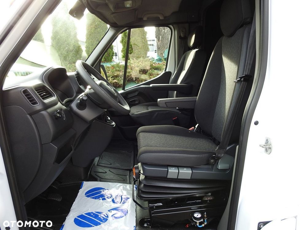 Opel MOVANO PLANDEKA 10 PALET WEBASTO TEMPOMAT KLIMATYZACJA LEDY PNEUMATYKA  165KM - 26