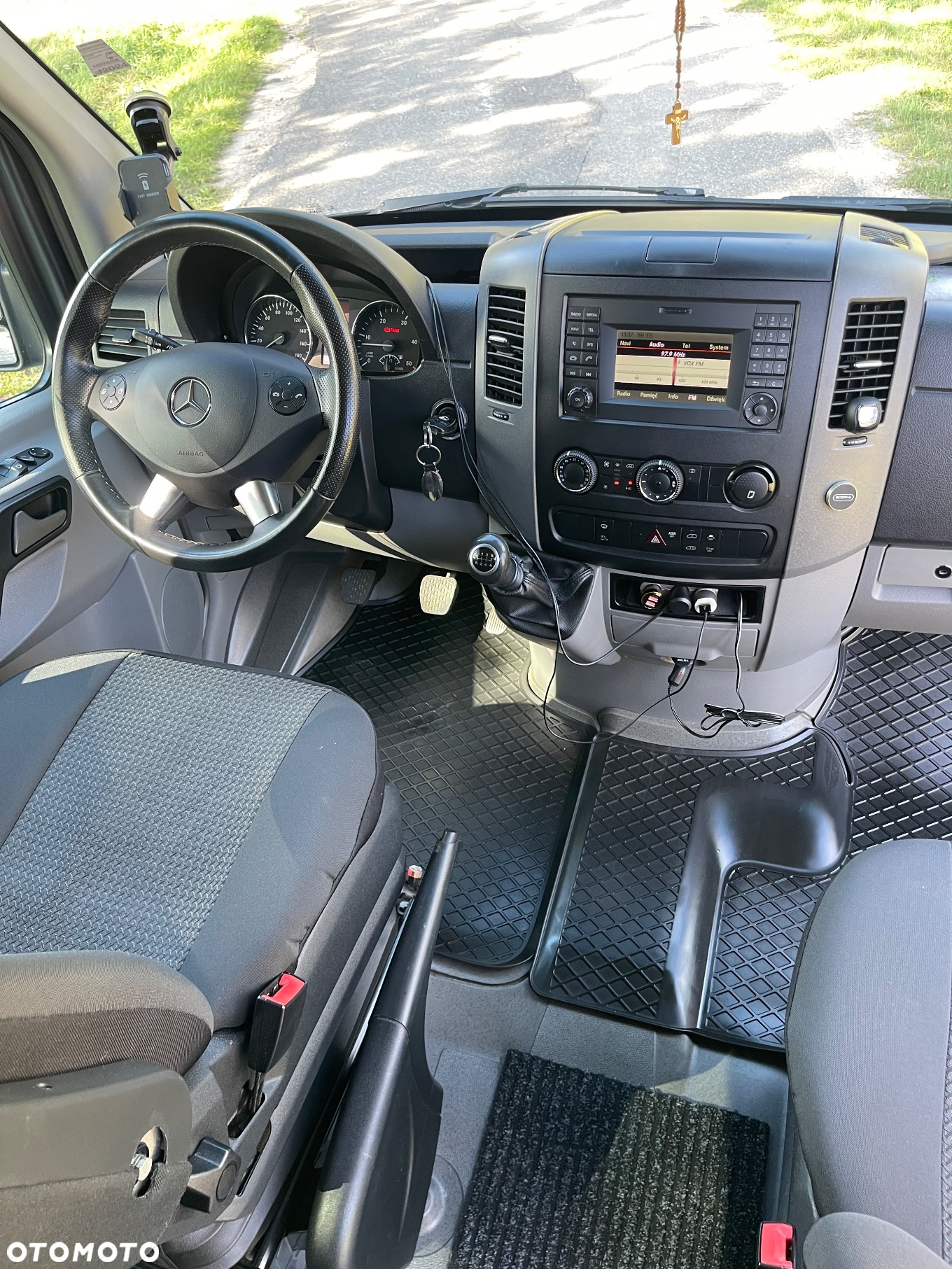 Mercedes-Benz Sprinter 319 - 5