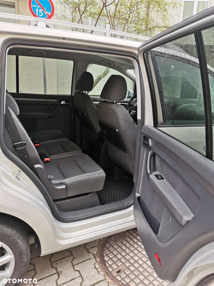 Volkswagen Touran 1.4 TSI United - 24