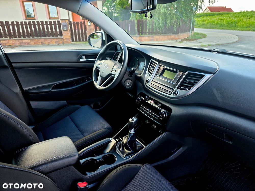Hyundai Tucson 1.6 GDI BlueDrive Style 2WD - 8