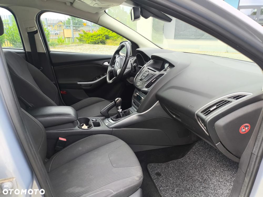 Ford Focus - 11