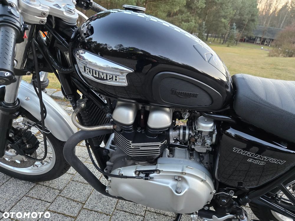 Triumph Thruxton - 36