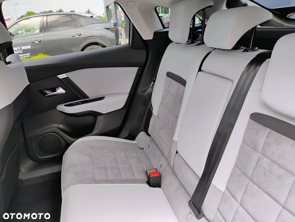 Citroën C4 1.2 mHEV Max eDCT6 - 13