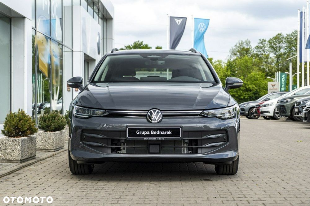 Volkswagen Golf - 5