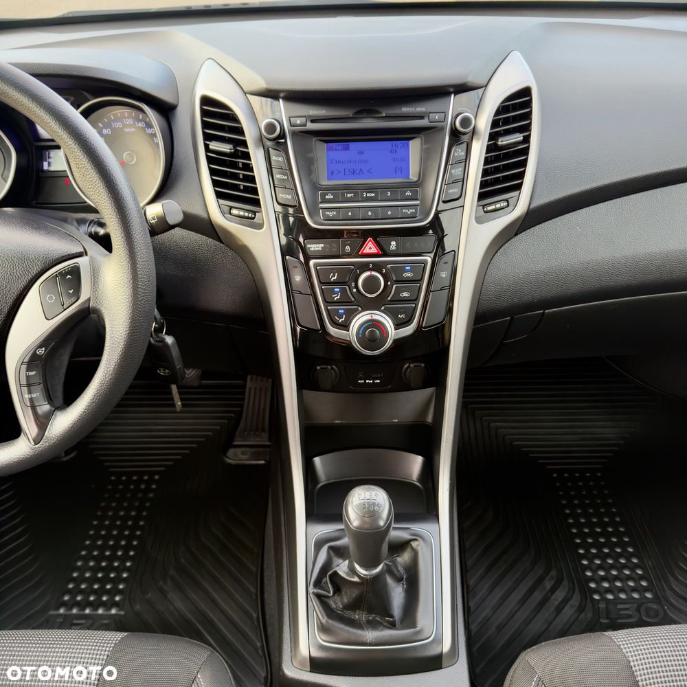 Hyundai i30 1.4 Fifa World Cup Edition - 13