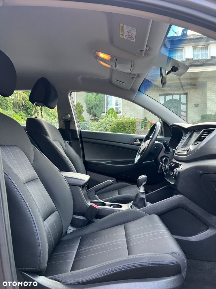 Hyundai Tucson 1.6 GDi 2WD Select - 27