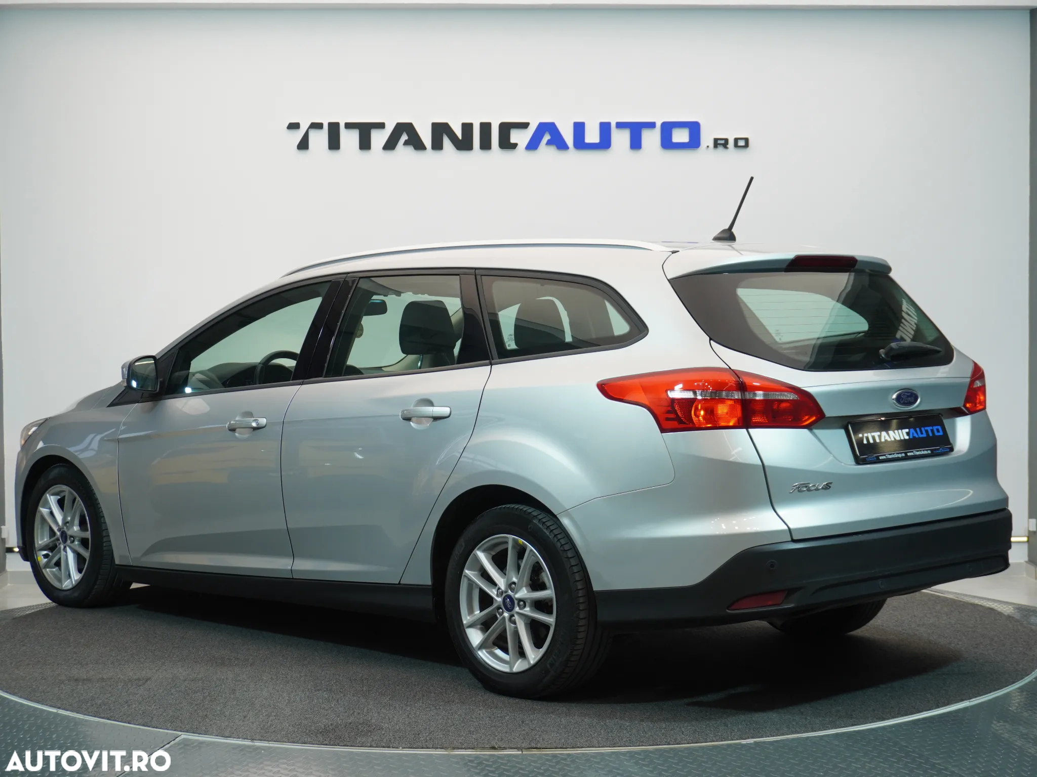 Ford Focus Turnier 1.5 EcoBlue Start-Stopp-System Aut. COOL&CONNECT - 3