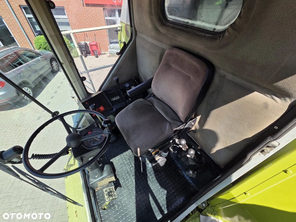 Claas Dominator 108S - 8
